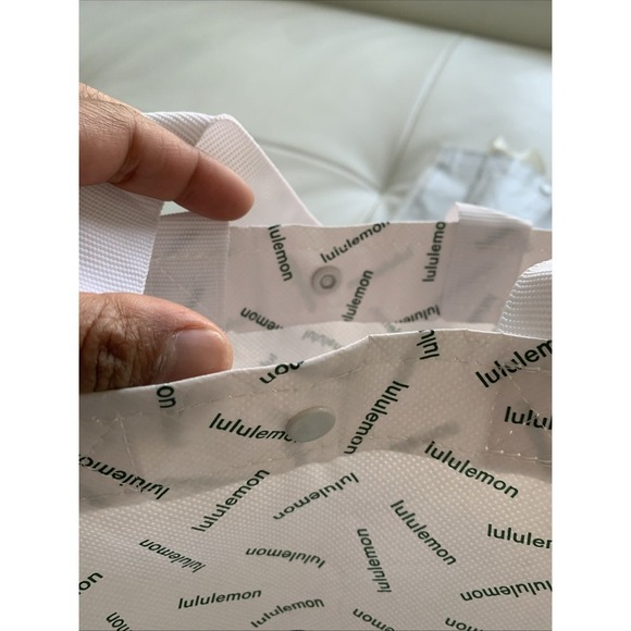 Lululemon Reusable Totes 1 Small 1 Large SIZE . WHITE And Gray - Picture 6 of 7